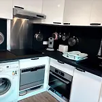 T3 Spacieux,2chambres,clim,piscine Appartement