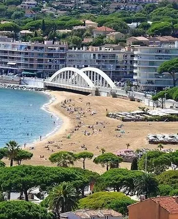 T3 Spacieux,2chambres,clim,piscine Апартаменты