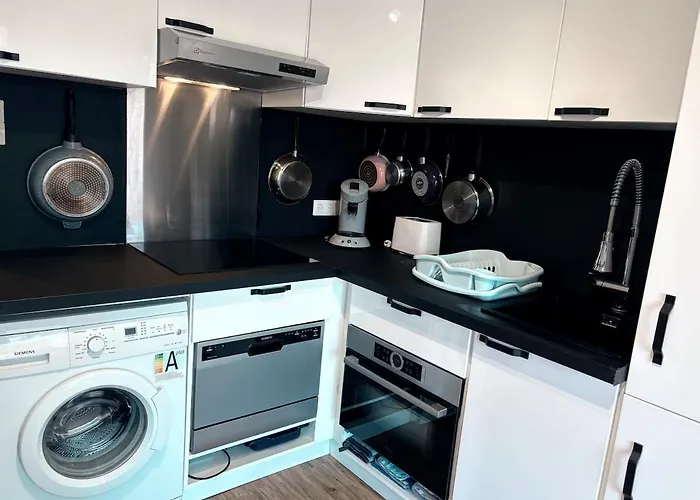 Super T3 Piscine Apartment